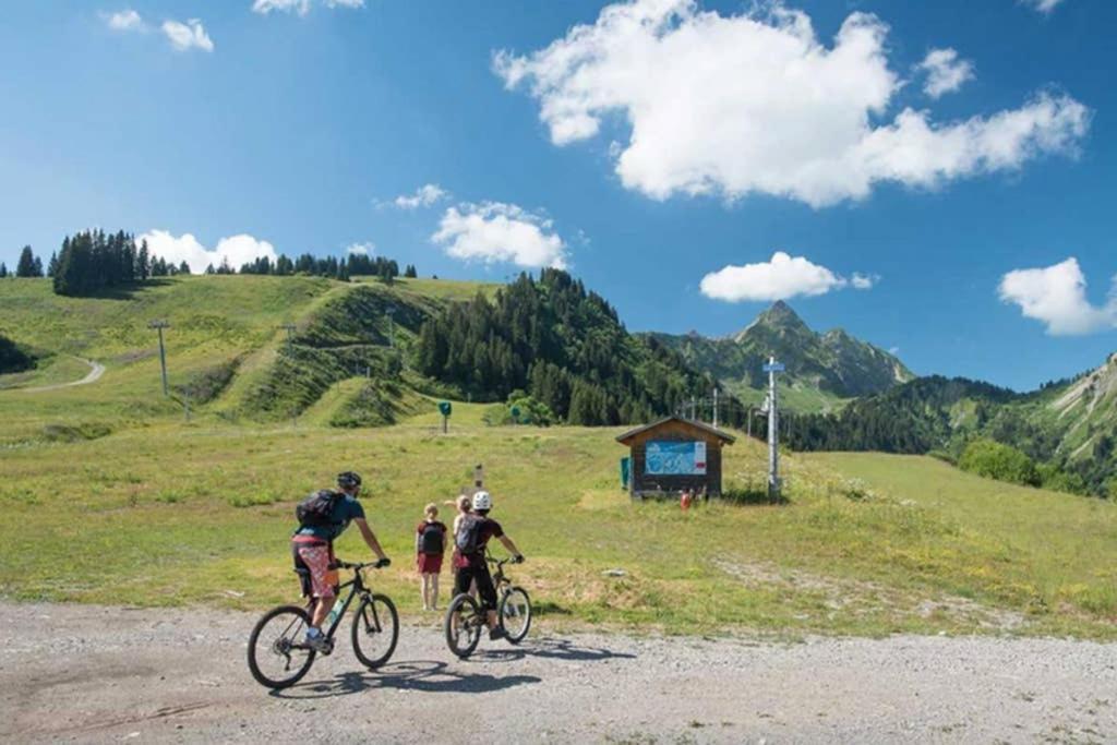 L'Enchalpe, Grand Et Lumineux Studio Avec Coin Montagne 5 Personnes, 60M Des Pistes, Piscine Couverte, Wifi, Grand Balcon Expo Est, Draps Non Compris Saint-Jean-d'Aulps Exterior photo